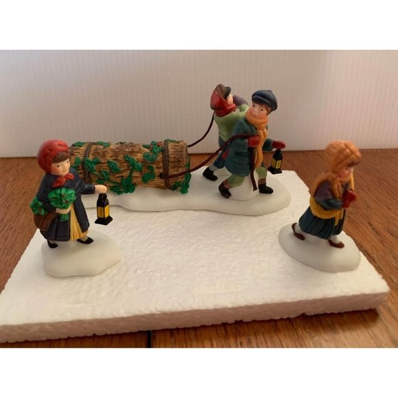 Department 56 Bringing Home the Yule Log - Picture 9 of 10
